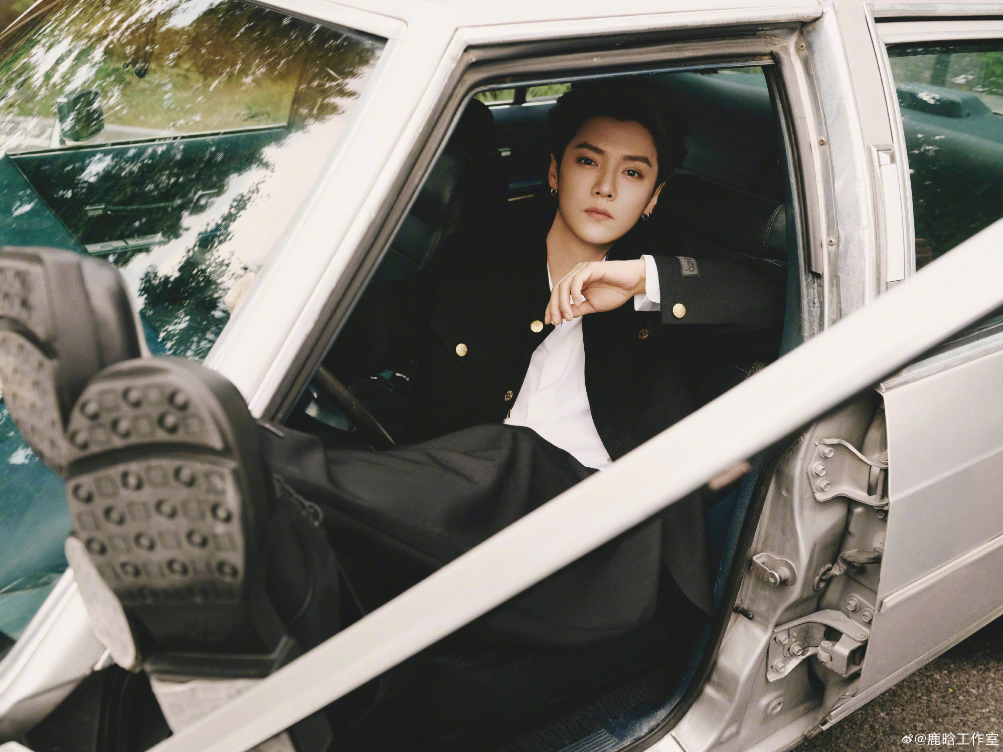 Th&ecirc; thảm cho 