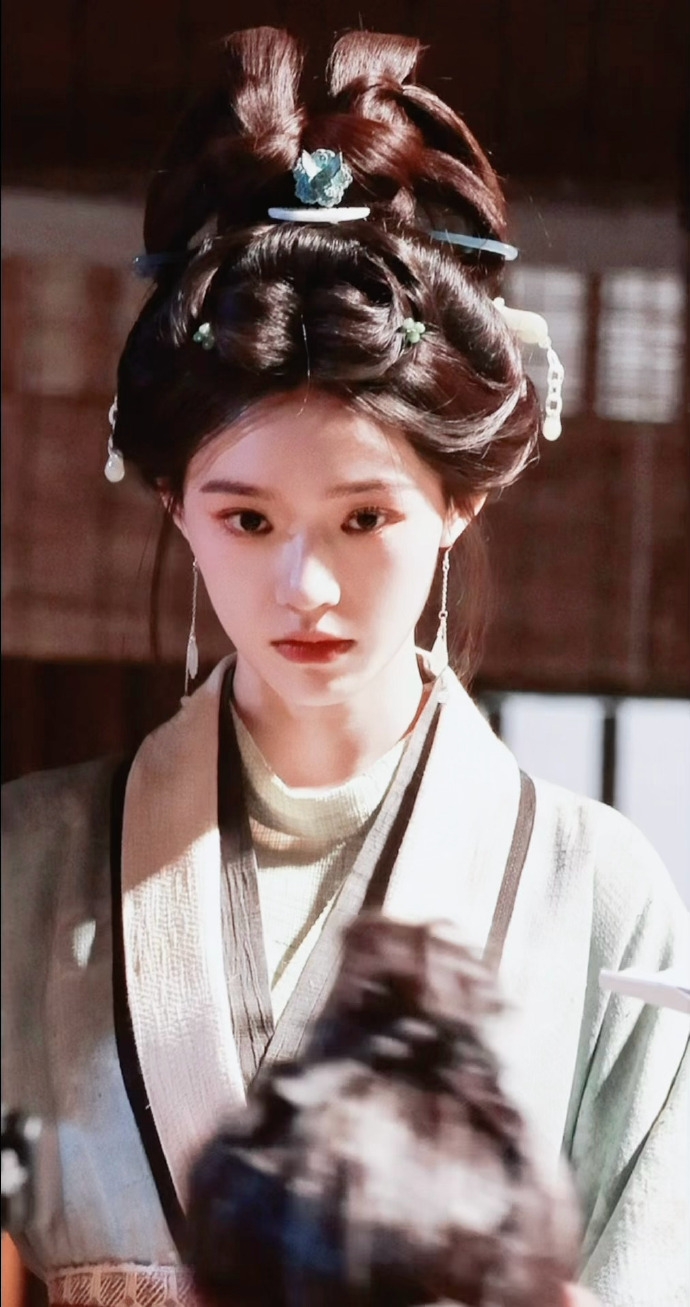 Nữ diễn vi&ecirc;n phim giờ v&agrave;ng phải uống thuốc trợ tim v&igrave; bị đ&agrave;y đọa 10 ng&agrave;y li&ecirc;n tục, đọc tin m&agrave; x&oacute;t xa- Ảnh 4.