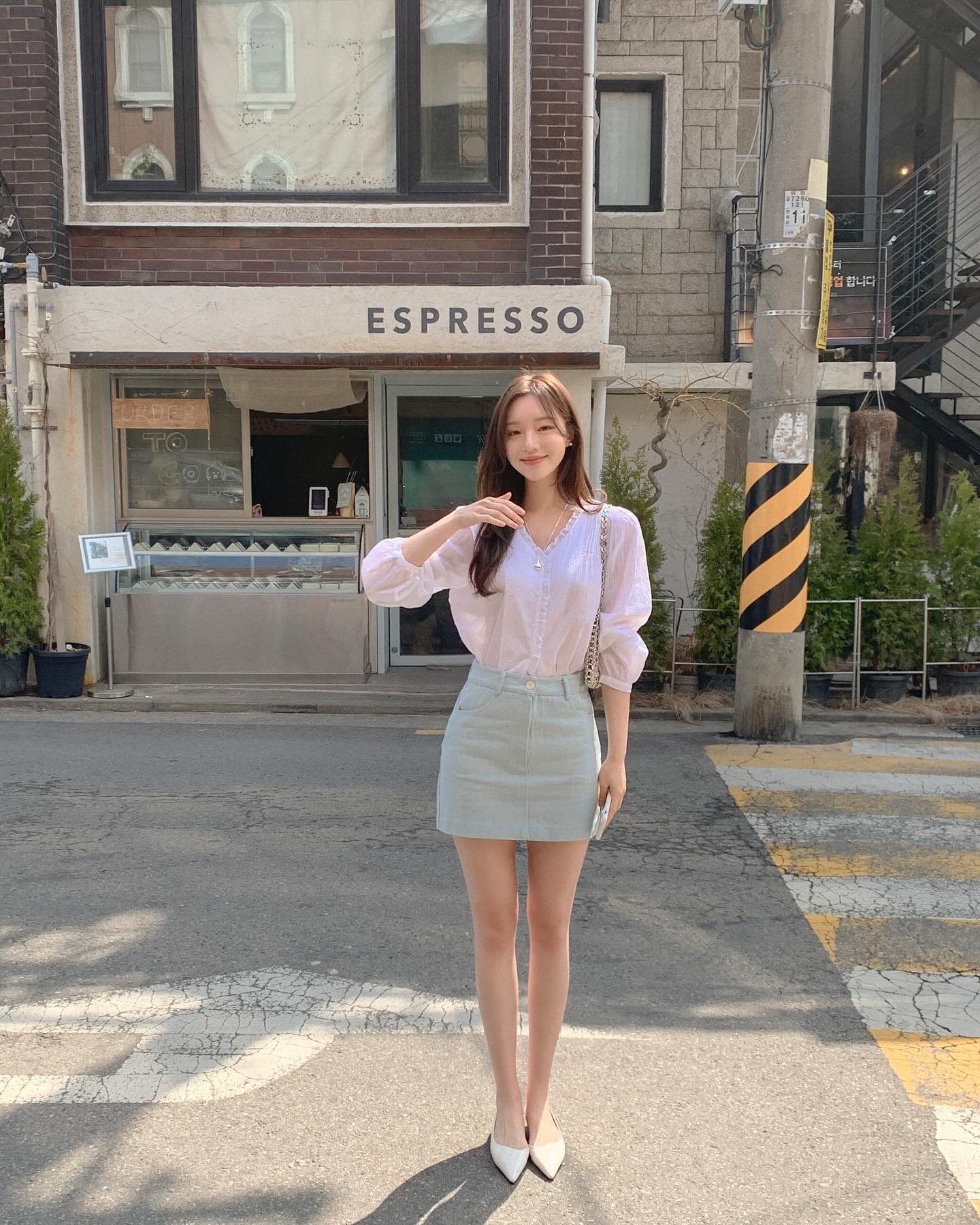 Gần Tết phải sắm ngay 4 kiểu ch&acirc;n v&aacute;y ngắn để trẻ xinh lung linh- Ảnh 5.