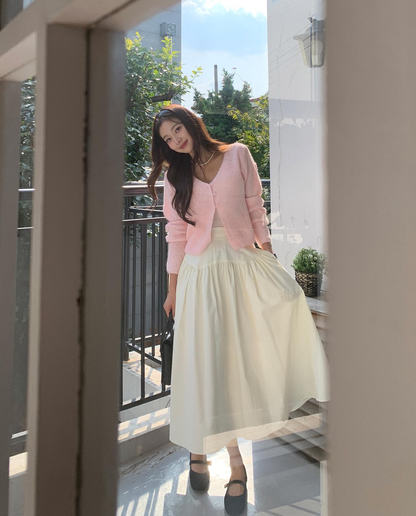 5 item nên sắm nếu chị em muốn đi đâu cũng nổi bật Tết này- Ảnh 5. 5 item nên sắm nếu chị em muốn đi đâu cũng nổi bật Tết này- Ảnh 5.