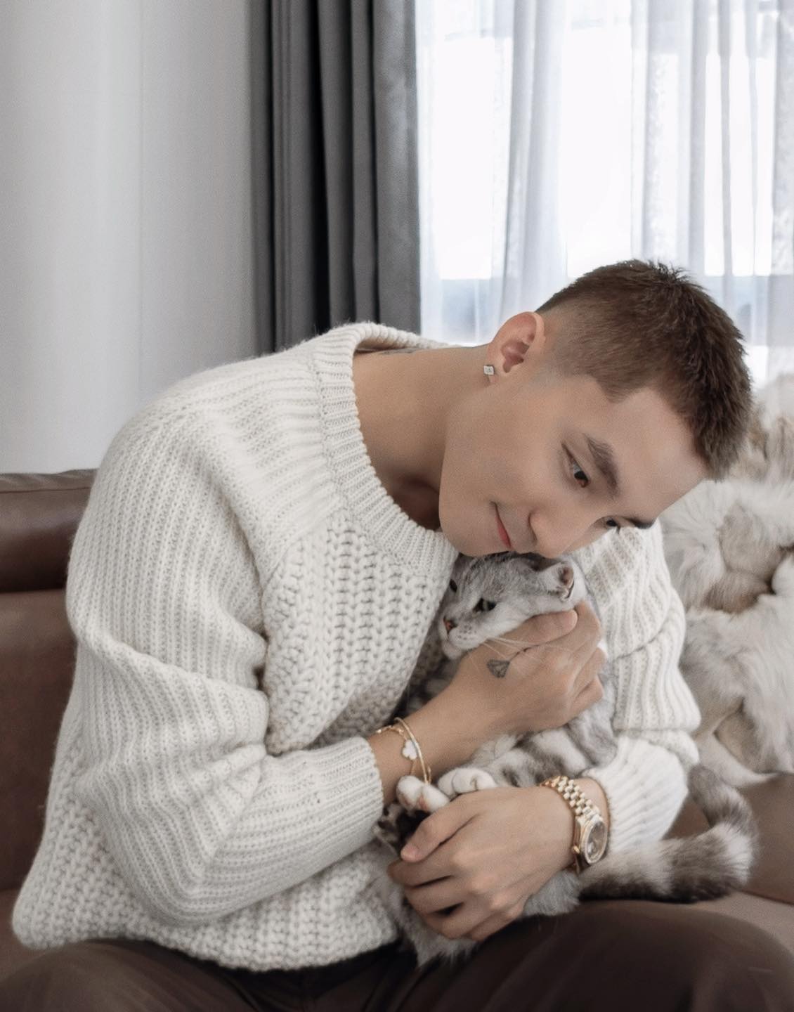 Sơn Tùng chuẩn bị cho tổ ấm mới?- Ảnh 4. Sơn Tùng chuẩn bị cho tổ ấm mới?- Ảnh 4.