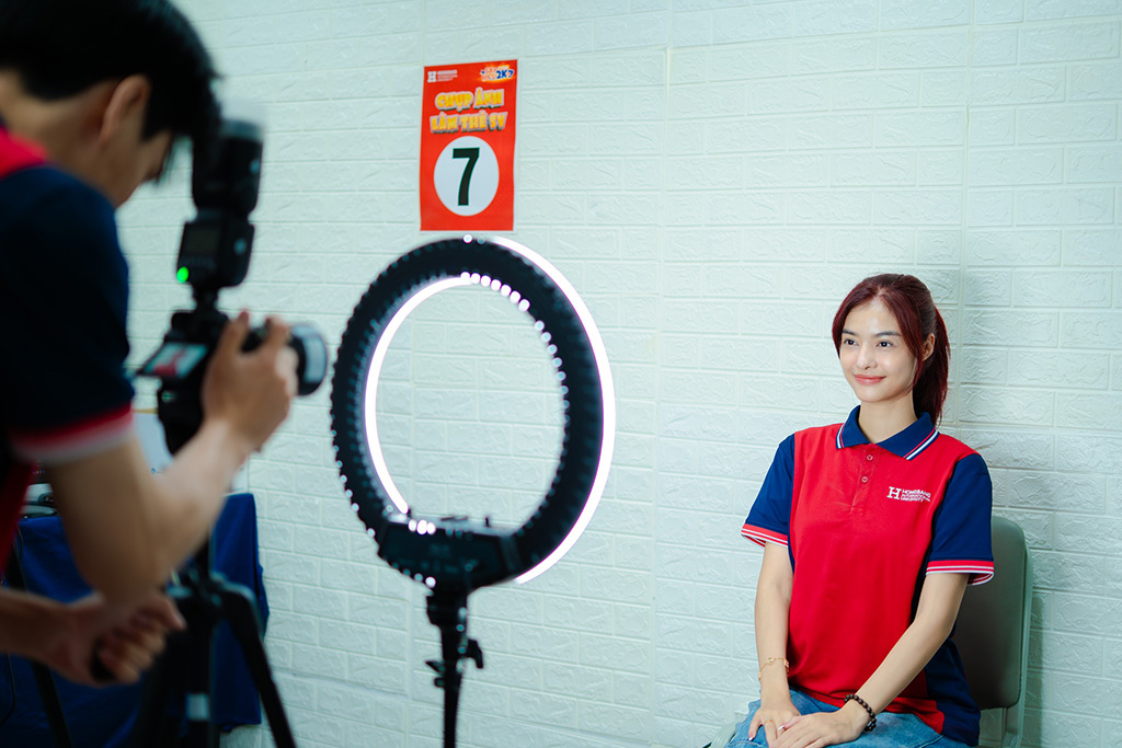 Lona Kiều Loan đ&aacute;p trả- Ảnh 2.