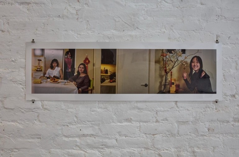 C&agrave; ph&ecirc;, tr&agrave; đ&aacute;, phố phường H&agrave; Nội xuất hiện ở triển l&atilde;m ảnh tại Mỹ- Ảnh 3.