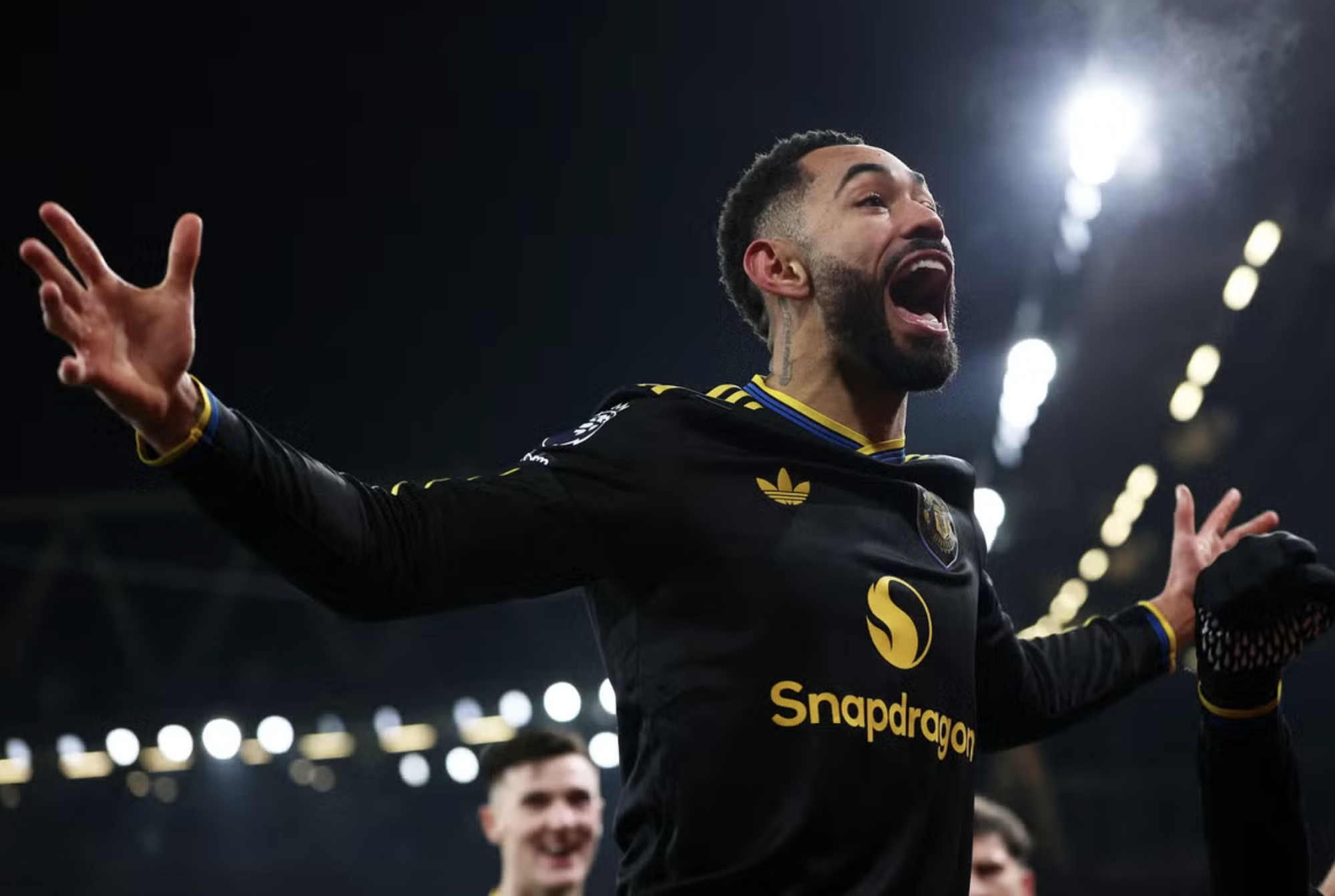 Arsenal thua sốc Man United s&acirc;n nh&agrave;, Ngoại hạng Anh s&ocirc;i sục- Ảnh 8.