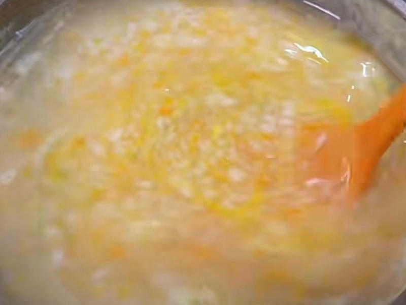 Sau đợt r&eacute;t đậm, người 40 tuổi trở l&ecirc;n n&ecirc;n ăn 4 m&oacute;n n&agrave;y v&agrave;o bữa s&aacute;ng: Tốt cho tim v&agrave; dạ d&agrave;y, gi&uacute;p hệ ti&ecirc;u h&oacute;a khỏe mạnh- Ảnh 12.