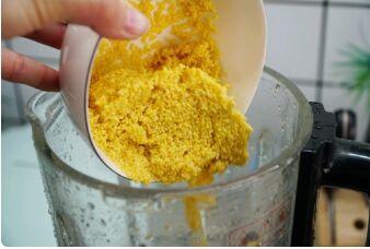 Sau đợt r&eacute;t đậm, người 40 tuổi trở l&ecirc;n n&ecirc;n ăn 4 m&oacute;n n&agrave;y v&agrave;o bữa s&aacute;ng: Tốt cho tim v&agrave; dạ d&agrave;y, gi&uacute;p hệ ti&ecirc;u h&oacute;a khỏe mạnh- Ảnh 8.