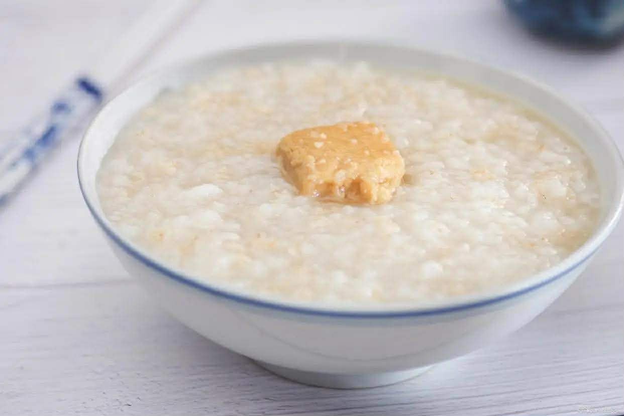 Sau đợt r&eacute;t đậm, người 40 tuổi trở l&ecirc;n n&ecirc;n ăn 4 m&oacute;n n&agrave;y v&agrave;o bữa s&aacute;ng: Tốt cho tim v&agrave; dạ d&agrave;y, gi&uacute;p hệ ti&ecirc;u h&oacute;a khỏe mạnh- Ảnh 13.