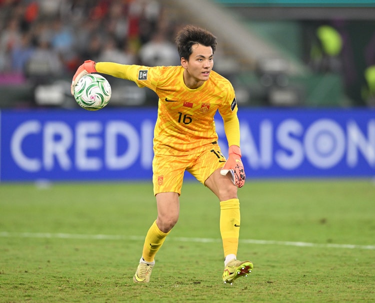 Li Hao - si&ecirc;u thủ m&ocirc;n Trung Quốc kh&oacute;c, l&ecirc;n tiếng xin lỗi l&uacute;c 4h s&aacute;ng- Ảnh 11.