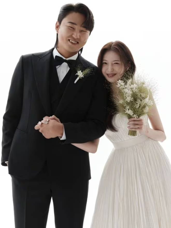 Rộ tin Jiyeon vội ly hôn sau 1 tháng cưới vì chồng ngoại tình, biết sự thật mới ngã ngửa- Ảnh 3. Rộ tin Jiyeon vội ly hôn sau 1 tháng cưới vì chồng ngoại tình, biết sự thật mới ngã ngửa- Ảnh 3.