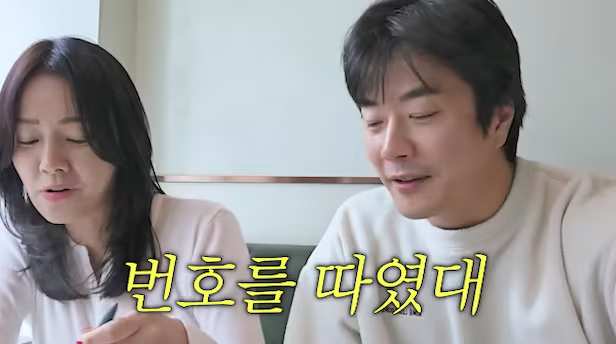 Con trai Kwon Sang Woo vừa đẹp vừa cao, được gái lạ chặn đường xin số theo đuổi quyết liệt- Ảnh 1. Con trai Kwon Sang Woo vừa đẹp vừa cao, được gái lạ chặn đường xin số theo đuổi quyết liệt- Ảnh 1.