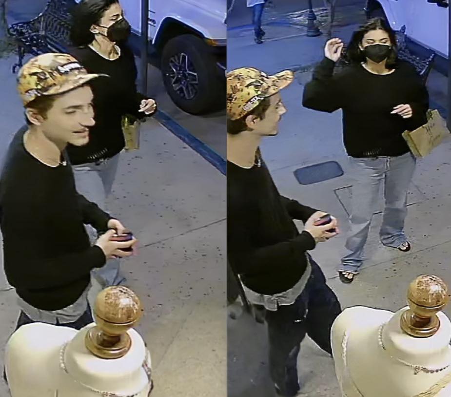 Timothée Chalamet bị tung CCTV đi mua bikini- Ảnh 1. Timothée Chalamet bị tung CCTV đi mua bikini- Ảnh 1.