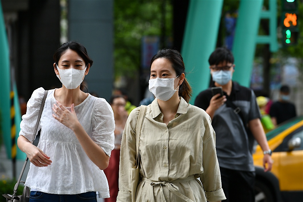 C&uacute;m A/H3N2 đang l&acirc;y lan nhanh: Mẹ bầu cần l&agrave;m g&igrave; để bảo vệ thai kỳ?- Ảnh 1.