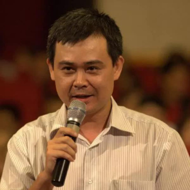 Nam NSƯT chuy&ecirc;n vai "&ocirc;ng tr&ugrave;m" phim giờ v&agrave;ng VTV, ngo&agrave;i đời b&aacute;n b&aacute;nh canh- Ảnh 1.