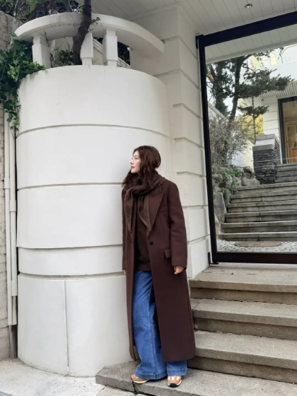 Đừng mải m&ecirc; "hack tuổi", cứ nh&igrave;n Cao Vi&ecirc;n Vi&ecirc;n, Tống Giai v&agrave; Trần Nghi&ecirc;n Hy m&agrave; xem: Phụ nữ ngo&agrave;i 40 đẹp nhất l&agrave; khi được "sống thật" trong bộ đồ m&igrave;nh mặc- Ảnh 7.