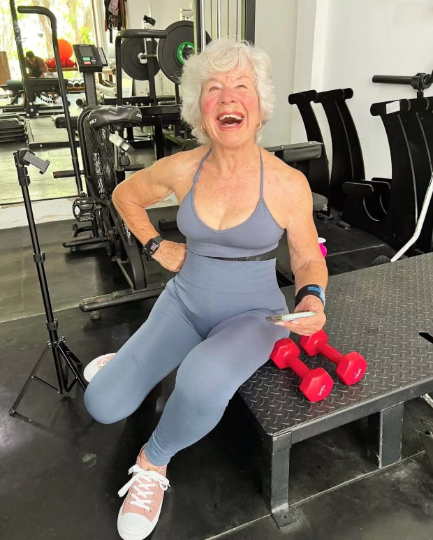 U80 m&agrave; khỏe hơn bao giờ hết sau khi quyết t&acirc;m l&agrave;m 1 điều "thay đổi cuộc đời"- Ảnh 2.