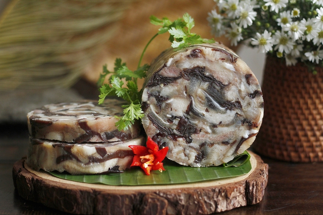 Mộc nhĩ kh&ocirc;ng phải ai ăn cũng tốt: Ba nh&oacute;m người n&agrave;y n&ecirc;n tr&aacute;nh ho&agrave;n to&agrave;n, người trung ni&ecirc;n v&agrave; cao tuổi c&agrave;ng cần đặc biệt lưu &yacute;- Ảnh 3.