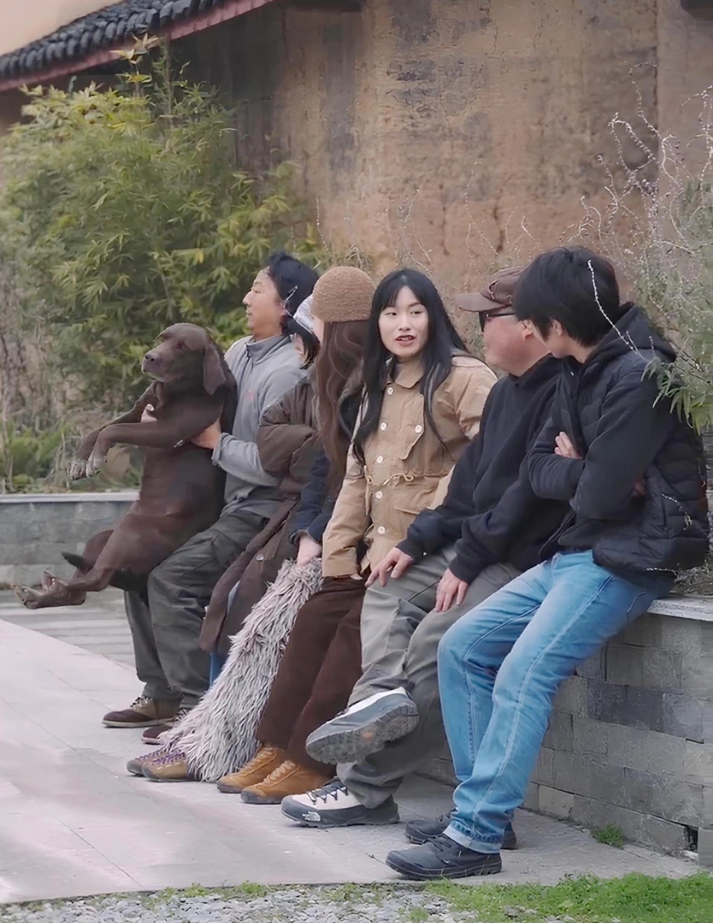 Nhóm bạn 9X bỏ phố, lên núi ở ẩn: Nhận lương 50.000 đồng/giờ là không đáng sống, lên núi “dễ thở” hơn- Ảnh 2. Nhóm bạn 9X bỏ phố, lên núi ở ẩn: Nhận lương 50.000 đồng/giờ là không đáng sống, lên núi “dễ thở” hơn- Ảnh 2.