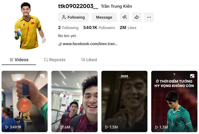 Cho&aacute;ng thật sự: Đ&igrave;nh Bắc tăng follow gấp 16 lần chỉ sau một kỳ U23 ch&acirc;u &Aacute;, bước v&agrave;o h&agrave;ng ngũ sao b&oacute;ng đ&aacute; được triệu người theo đuổi- Ảnh 5.