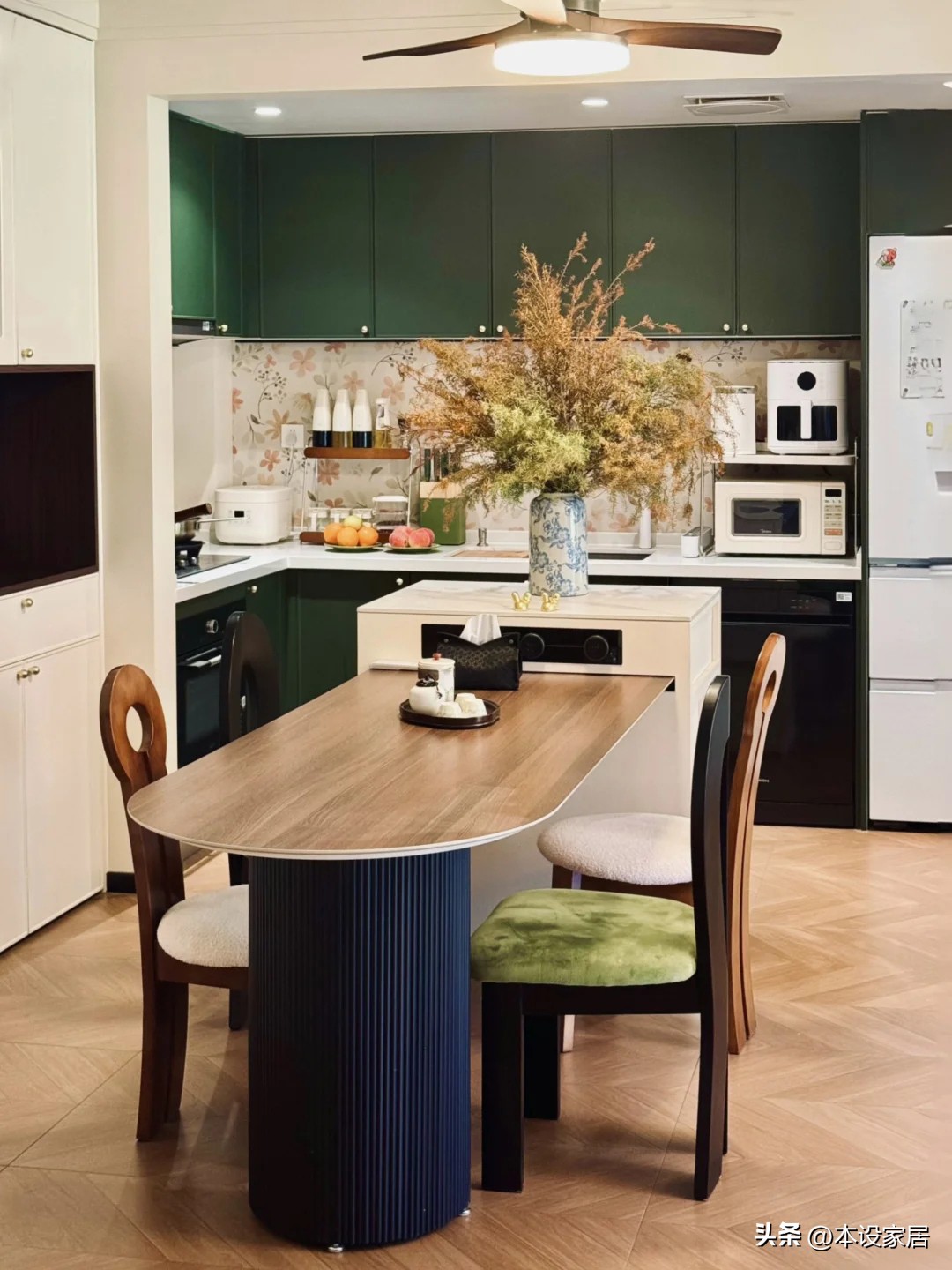 Bước v&agrave;o căn bếp của một người trẻ, t&ocirc;i chợt nhận ra: Nhiều nh&agrave; đang ti&ecirc;u tiền cho bếp theo c&aacute;ch đ&atilde; lỗi thời - c&ograve;n đ&acirc;y mới l&agrave; tư duy bếp &ldquo;đẳng cấp cao&rdquo; thật sự- Ảnh 3.