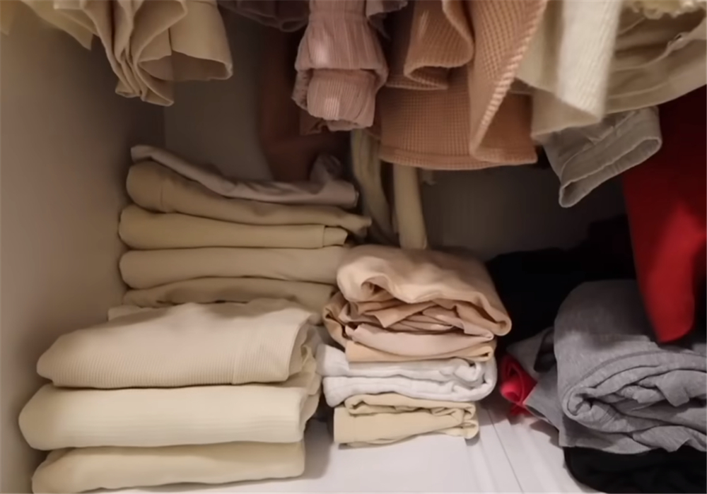 Tủ quần &aacute;o c&agrave;ng gọn, tiền c&agrave;ng dư: 10 mẹo sắp xếp gi&uacute;p nhiều gia đ&igrave;nh giảm mua sắm nhưng &iacute;t ai l&agrave;m được điều cuối- Ảnh 6.