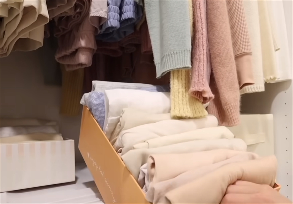 Tủ quần &aacute;o c&agrave;ng gọn, tiền c&agrave;ng dư: 10 mẹo sắp xếp gi&uacute;p nhiều gia đ&igrave;nh giảm mua sắm nhưng &iacute;t ai l&agrave;m được điều cuối- Ảnh 4.