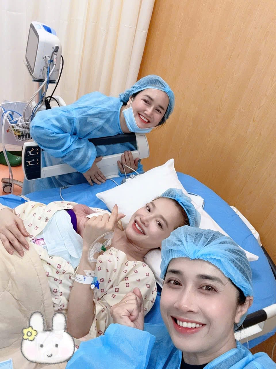 Bức ảnh h&eacute; lộ nhan sắc thật của Nh&atilde; Phương khi sinh con thứ 3- Ảnh 1.