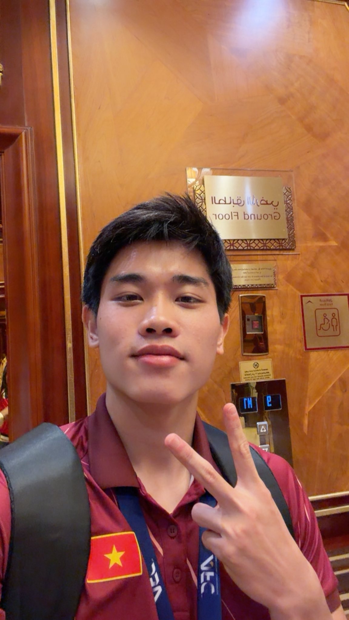 Á hậu Cẩm Ly phản hồi tin đeo nhẫn đôi với Đình Bắc- Ảnh 12. Á hậu Cẩm Ly phản hồi tin đeo nhẫn đôi với Đình Bắc- Ảnh 12.