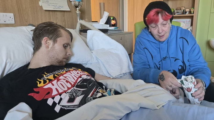 N&atilde;o ch&agrave;ng trai 24 tuổi gi&agrave; như người 70, b&aacute;c sĩ kh&ocirc;ng tin v&agrave;o kết quả chụp MRI- Ảnh 1.