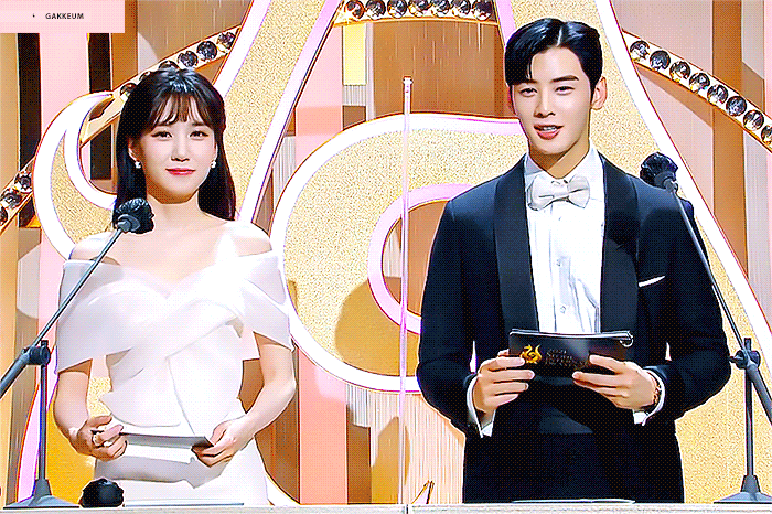 Cô gái thảm nhất sau khi Cha Eun Woo dính scandal động trời- Ảnh 2. Cô gái thảm nhất sau khi Cha Eun Woo dính scandal động trời- Ảnh 2.