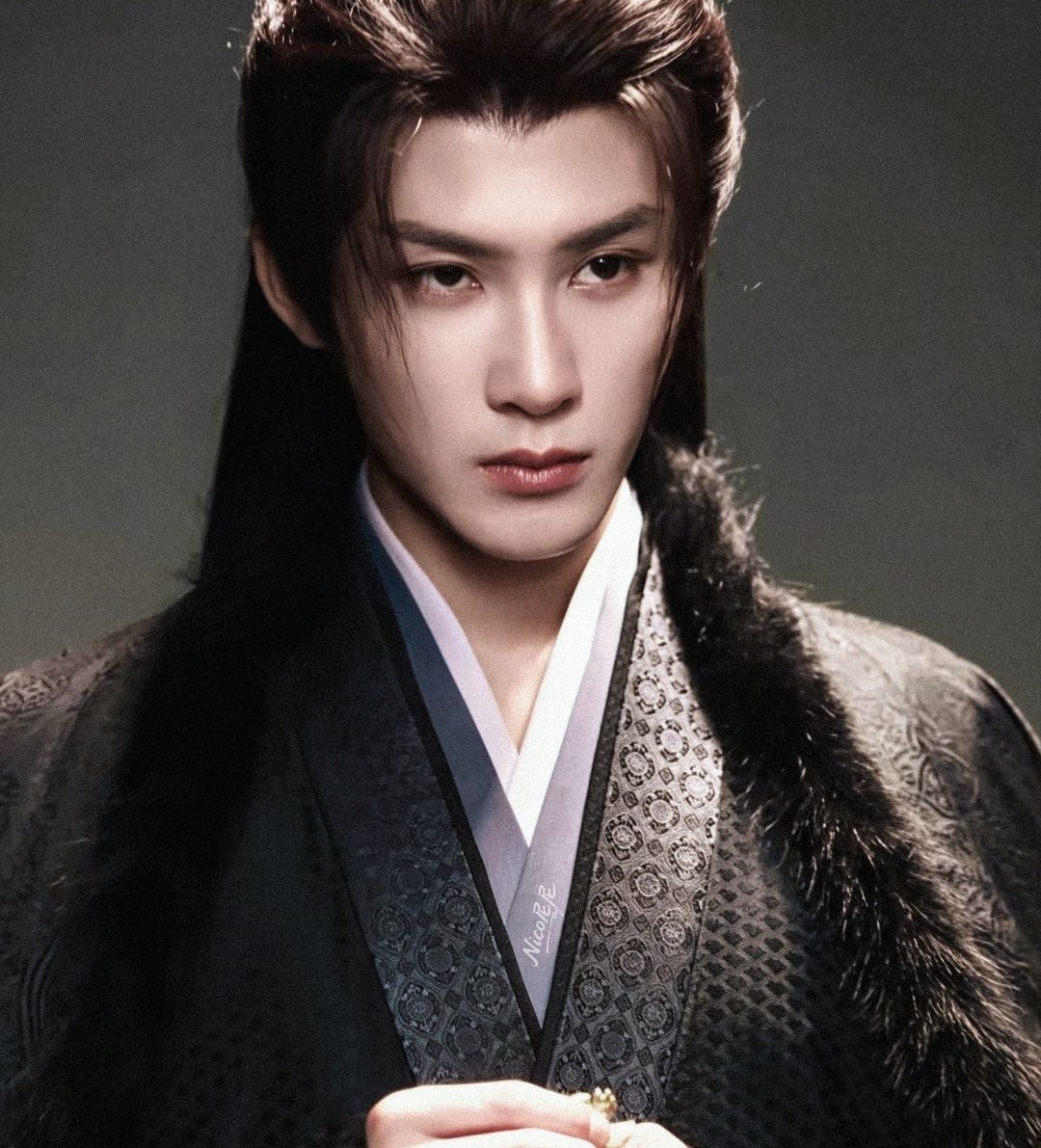 Quá nể phim Trung Quốc chưa chiếu đã có độ hot tăng 1253%, nam chính đẹp đến mức 18.000 người xếp hàng để gặp mặt- Ảnh 8. Quá nể phim Trung Quốc chưa chiếu đã có độ hot tăng 1253%, nam chính đẹp đến mức 18.000 người xếp hàng để gặp mặt- Ảnh 8.