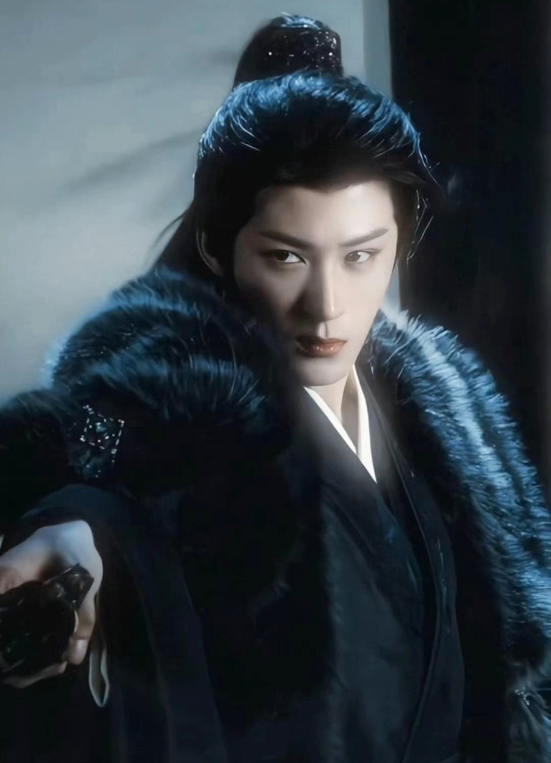 Quá nể phim Trung Quốc chưa chiếu đã có độ hot tăng 1253%, nam chính đẹp đến mức 18.000 người xếp hàng để gặp mặt- Ảnh 5. Quá nể phim Trung Quốc chưa chiếu đã có độ hot tăng 1253%, nam chính đẹp đến mức 18.000 người xếp hàng để gặp mặt- Ảnh 5.