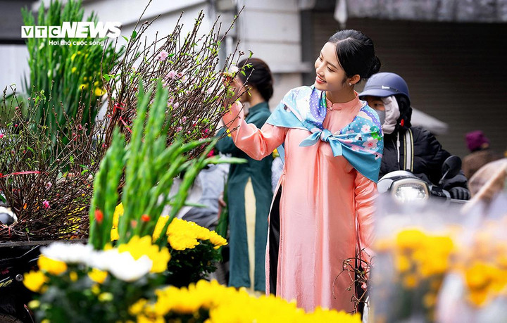 Miền Bắc li&ecirc;n tục đ&oacute;n kh&ocirc;ng kh&iacute; lạnh, Tết Nguy&ecirc;n đ&aacute;n liệu c&oacute; r&eacute;t đậm?- Ảnh 1.