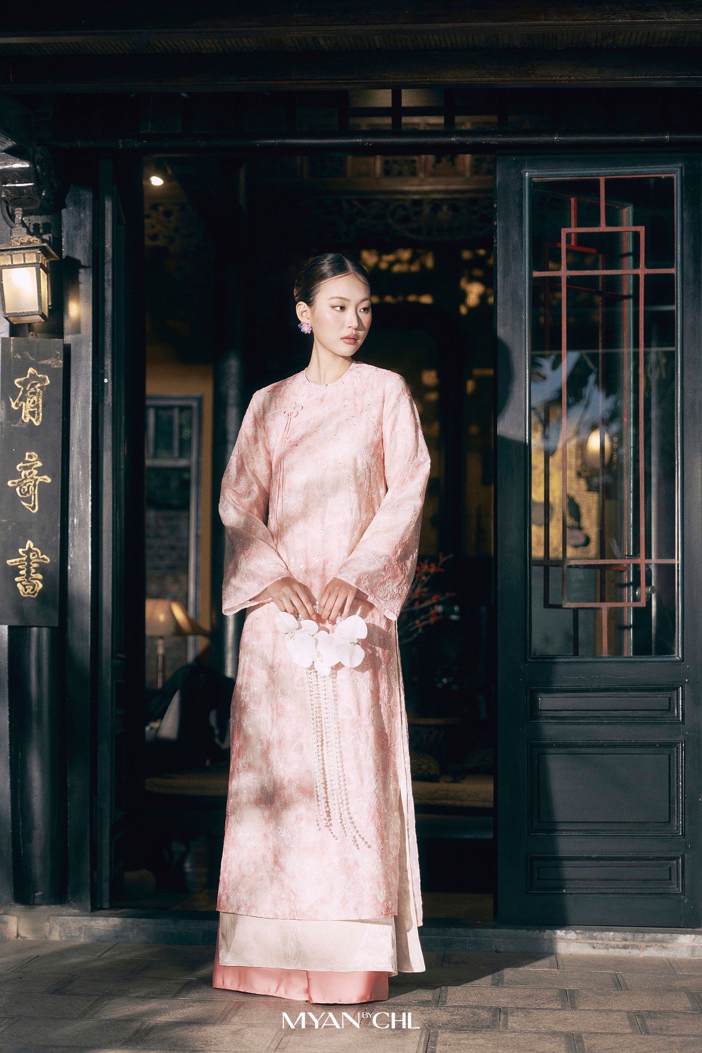 C&ugrave;ng mệnh Thổ như 