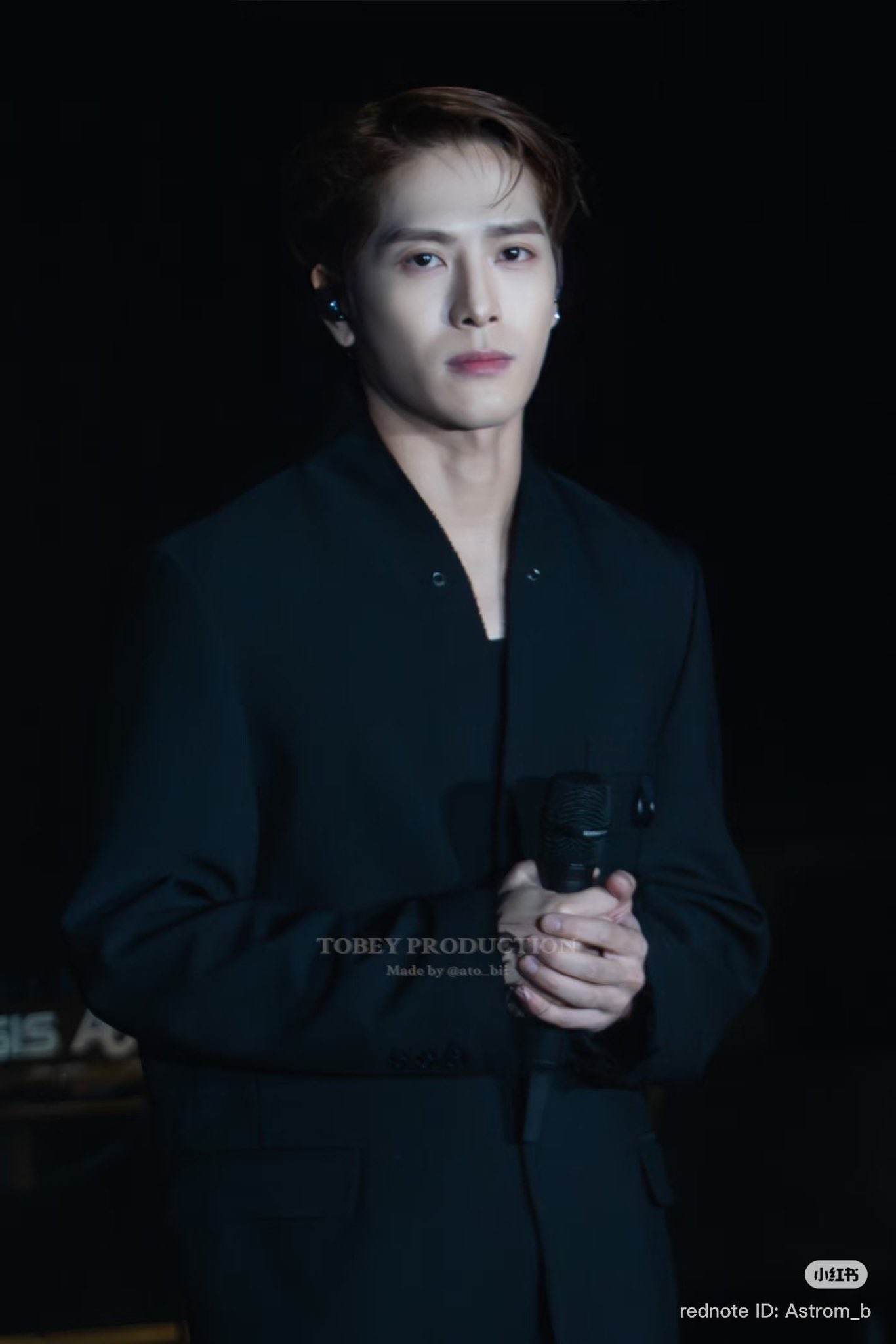 Sự hết thời của một sao hạng A: Ra nhạc ch&igrave;m nghỉm, concert bị điều tra- Ảnh 2.