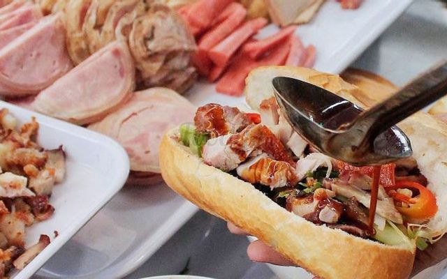 Kh&ocirc;ng phải phở, m&oacute;n ăn từ 25.000 đồng/phần n&agrave;y mới l&agrave; hương vị được Taste Atlas xếp top 1 Việt Nam- Ảnh 3.