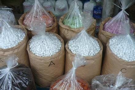 6 loại mứt Tết KHÔNG NÊN mua kẻo mang bệnh vào người- Ảnh 4. 6 loại mứt Tết KHÔNG NÊN mua kẻo mang bệnh vào người- Ảnh 4.