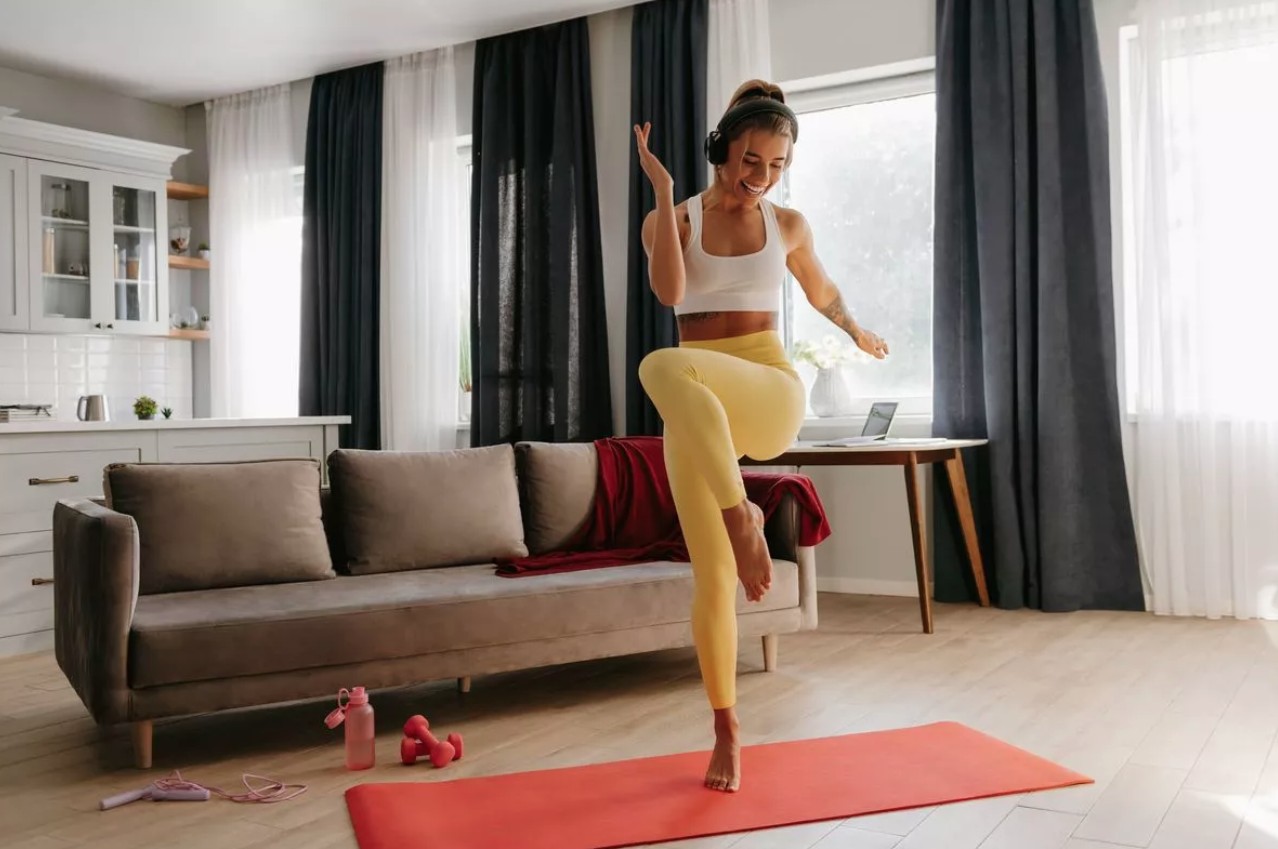 Nghe lời ChatGPT, bật nhảy 100 lần mỗi ngày: 4 tháng sau nhận kết quả kinh ngạc- Ảnh 1. Nghe lời ChatGPT, bật nhảy 100 lần mỗi ngày: 4 tháng sau nhận kết quả kinh ngạc- Ảnh 1.