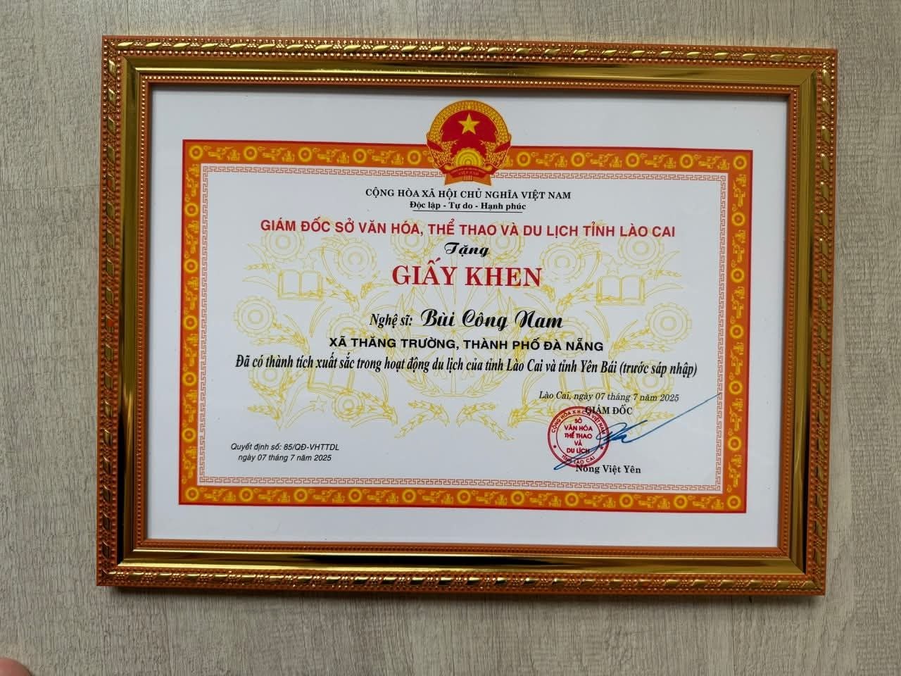 Nhạc sĩ đắt show nhất Việt Nam: Ch&aacute;y v&eacute; fanmeeting t&iacute;nh bằng ph&uacute;t, được Gi&aacute;m đốc Sở VH-TT-DL khen thưởng- Ảnh 4.