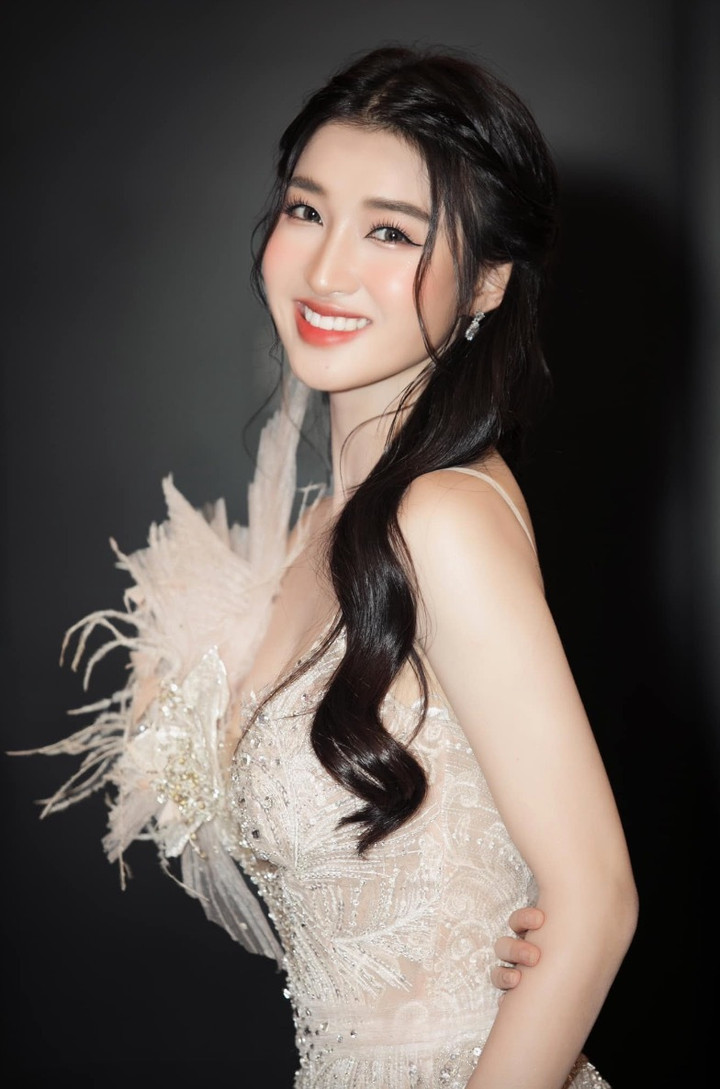 Top 3 Miss World Vietnam 2022: Người đăng quang quốc tế, người l&agrave;m d&acirc;u tỷ ph&uacute;- Ảnh 5.