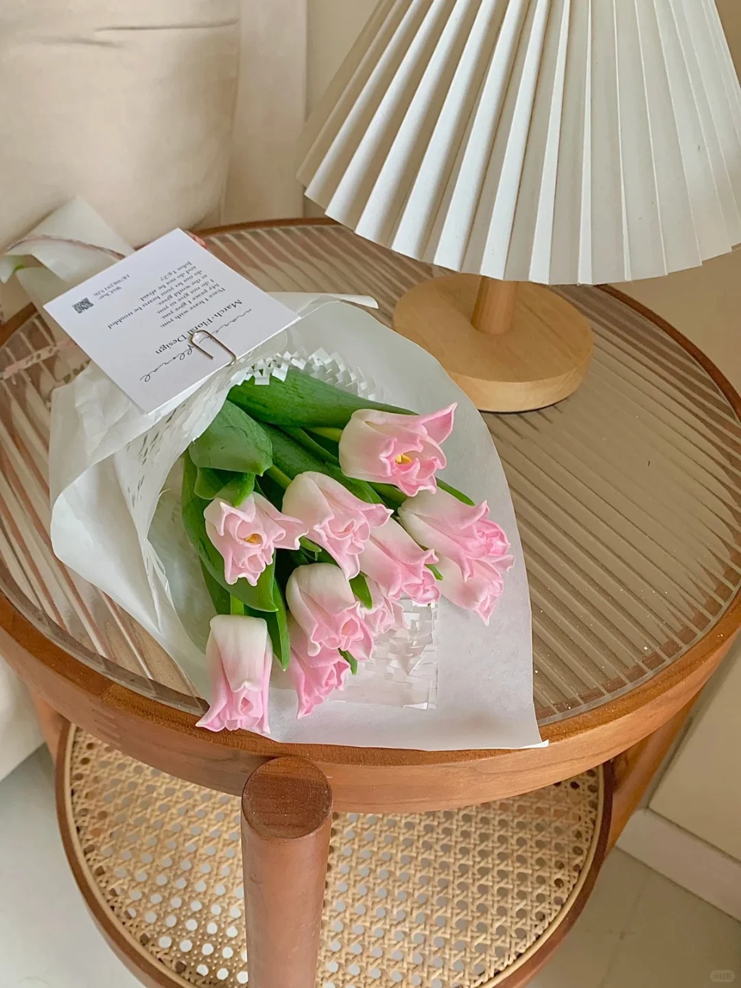 Đừng chỉ cắm lay ơn hay thược dược, Tết n&agrave;y thử ngay lo&agrave;i hoa "đổi m&agrave;u" diệu kỳ: Ban đầu trắng muốt, c&agrave;ng ngắm c&agrave;ng ra tiền!- Ảnh 19.