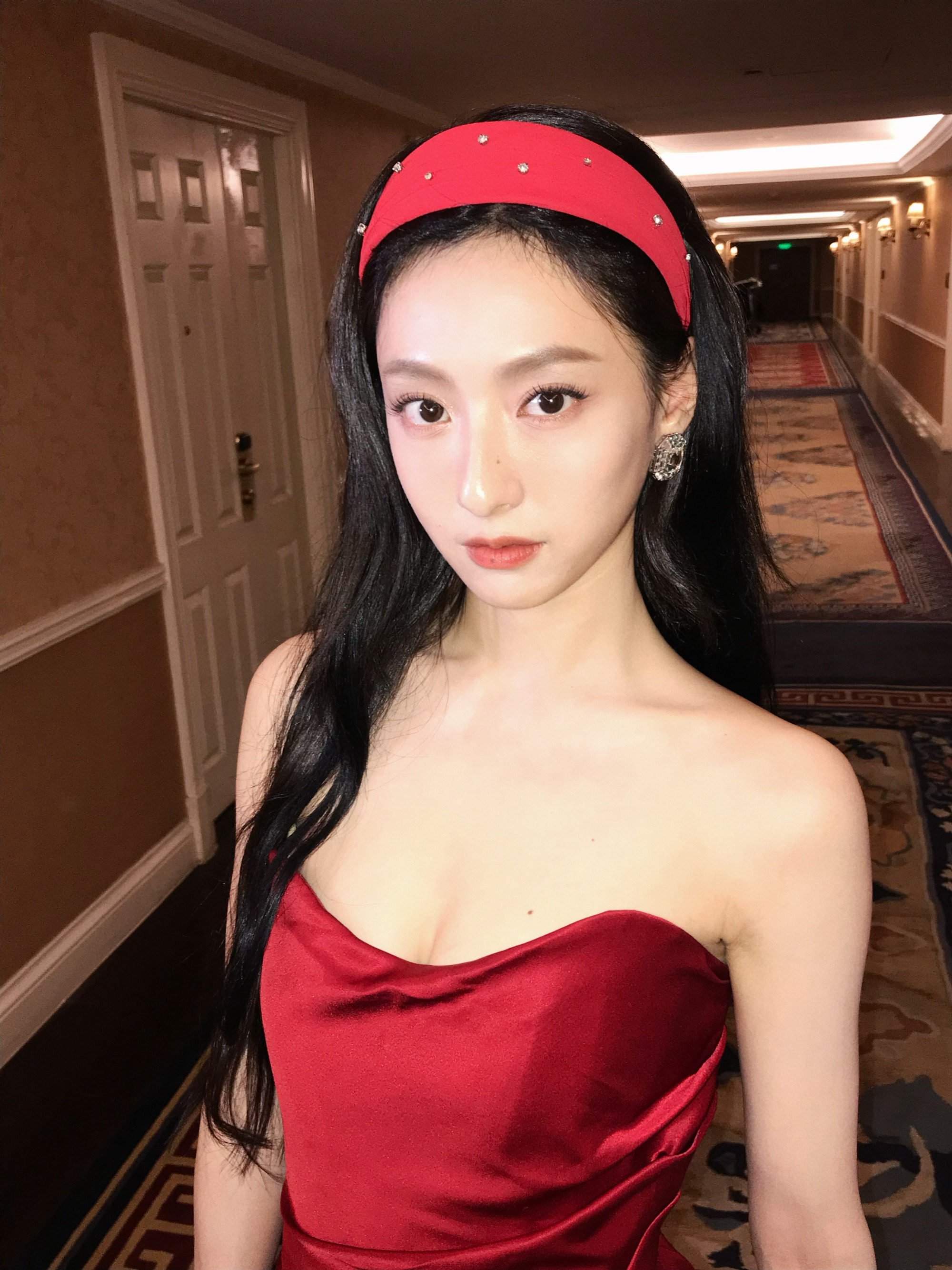 Mỹ nh&acirc;n 10X hot nhất nước bị 