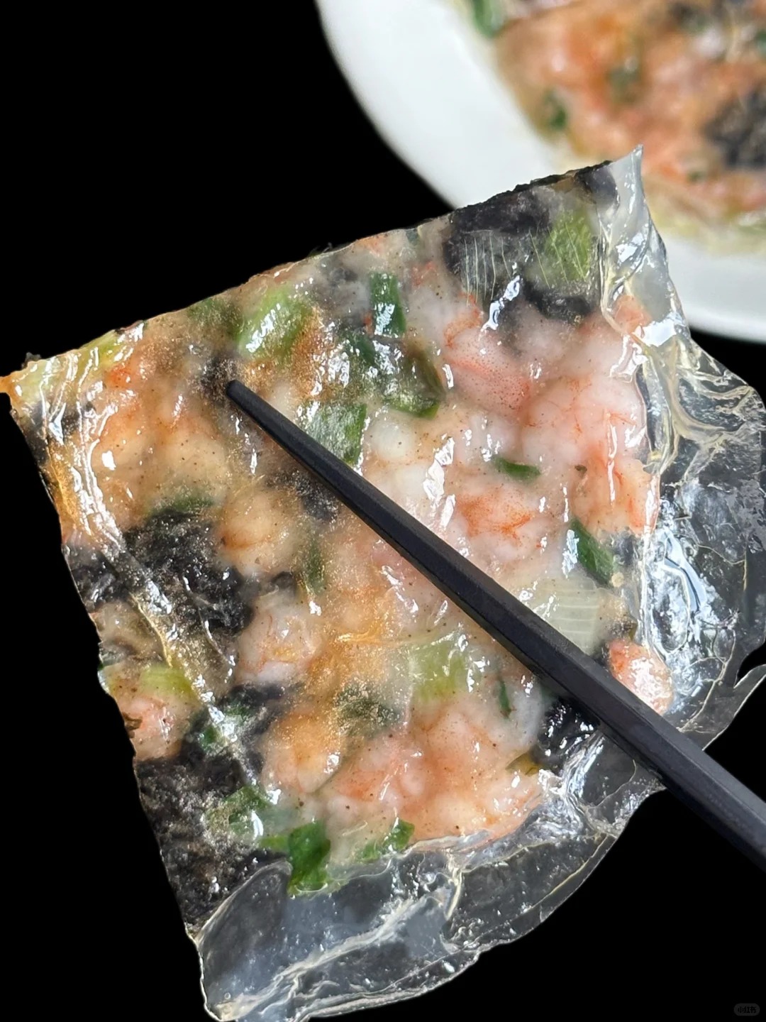 Đừng chỉ d&ugrave;ng cuốn nem, mang b&aacute;nh tr&aacute;ng Việt l&agrave;m theo c&aacute;ch n&agrave;y đảm bảo cả nh&agrave; tranh nhau gắp v&igrave; qu&aacute; ngon- Ảnh 11.