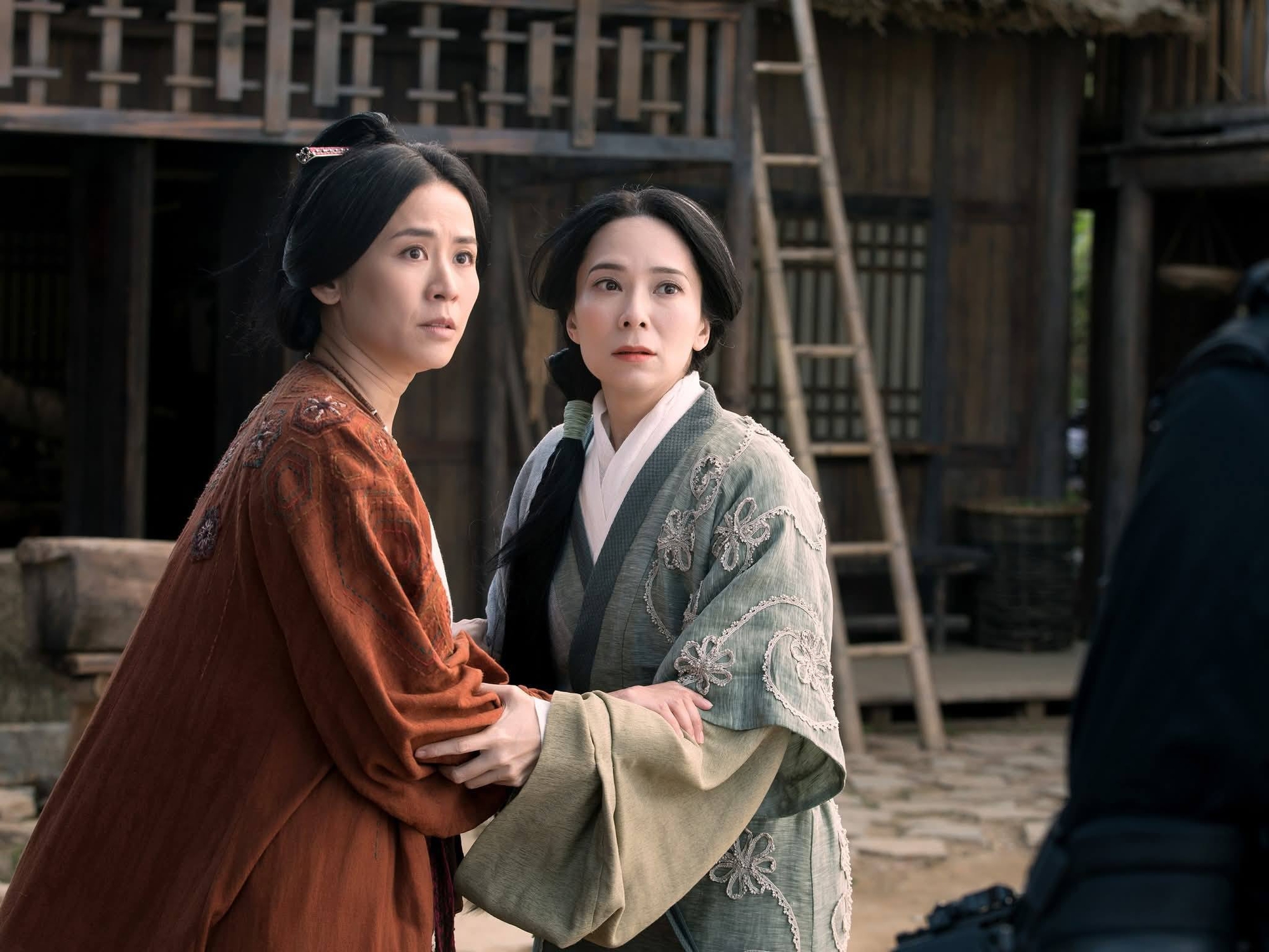 Hay tin 1 phim cổ trang về Việt Nam mà mất sạch bình tĩnh: Cặp chính trên cả tuyệt vời, không xem tiếc phát khóc- Ảnh 5. Hay tin 1 phim cổ trang về Việt Nam mà mất sạch bình tĩnh: Cặp chính trên cả tuyệt vời, không xem tiếc phát khóc- Ảnh 5.