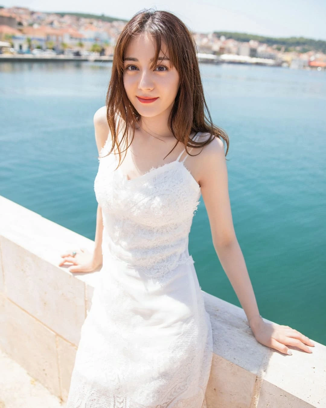 Kh&ocirc;ng c&ocirc; d&acirc;u n&agrave;o đẹp bằng Địch Lệ Nhiệt Ba!- Ảnh 13.