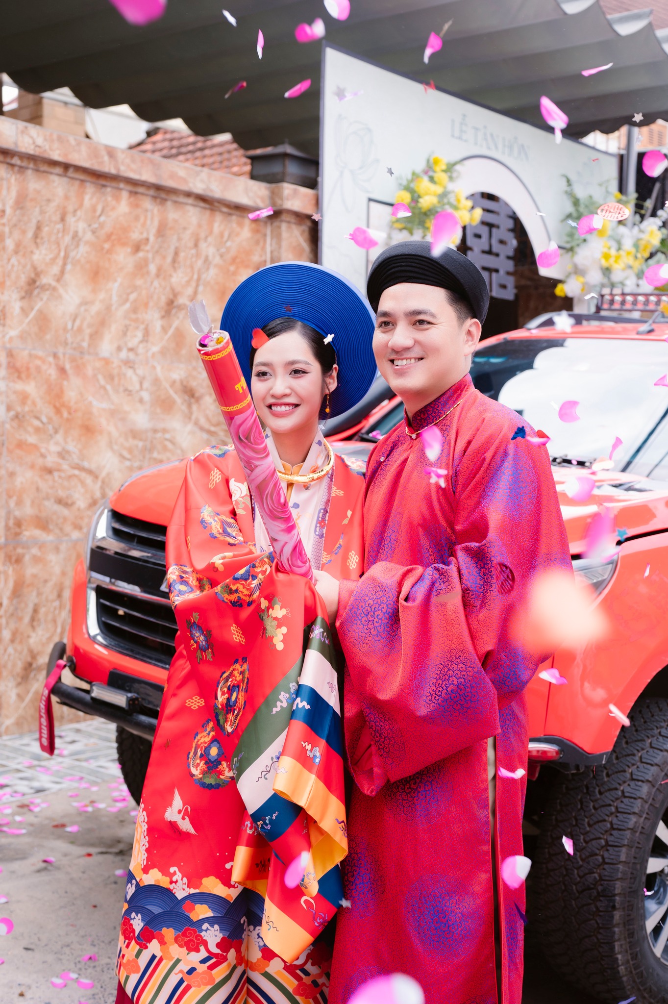 Hoa hậu Việt và chồng Phó giám đốc hơn 8 tuổi chào đón con đầu lòng- Ảnh 4. Hoa hậu Việt và chồng Phó giám đốc hơn 8 tuổi chào đón con đầu lòng- Ảnh 4.