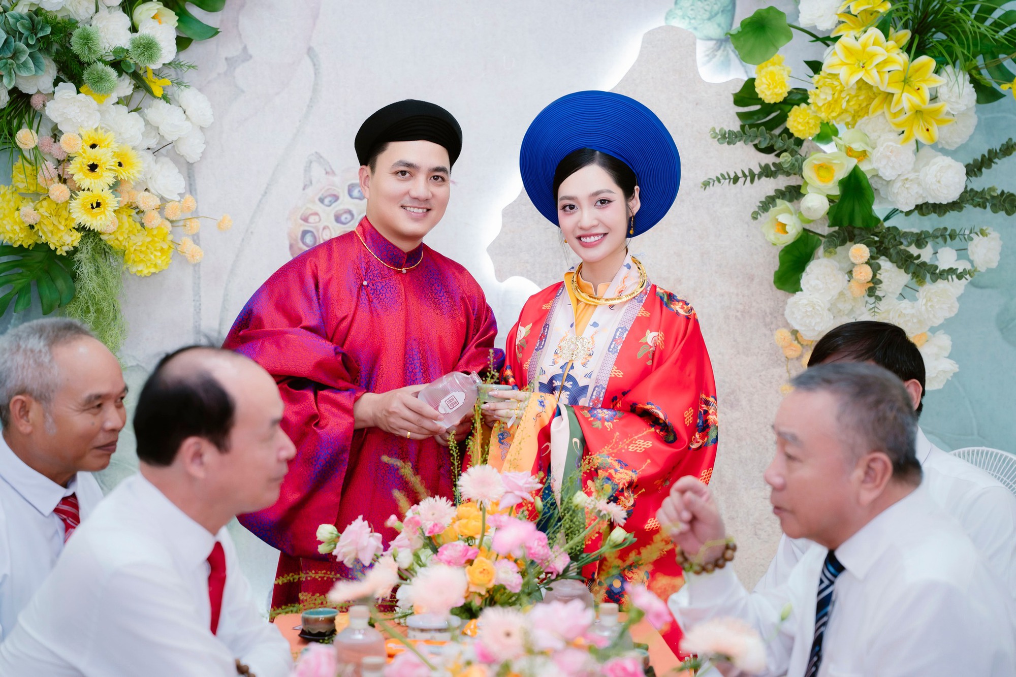 Hoa hậu Việt và chồng Phó giám đốc hơn 8 tuổi chào đón con đầu lòng- Ảnh 5. Hoa hậu Việt và chồng Phó giám đốc hơn 8 tuổi chào đón con đầu lòng- Ảnh 5.