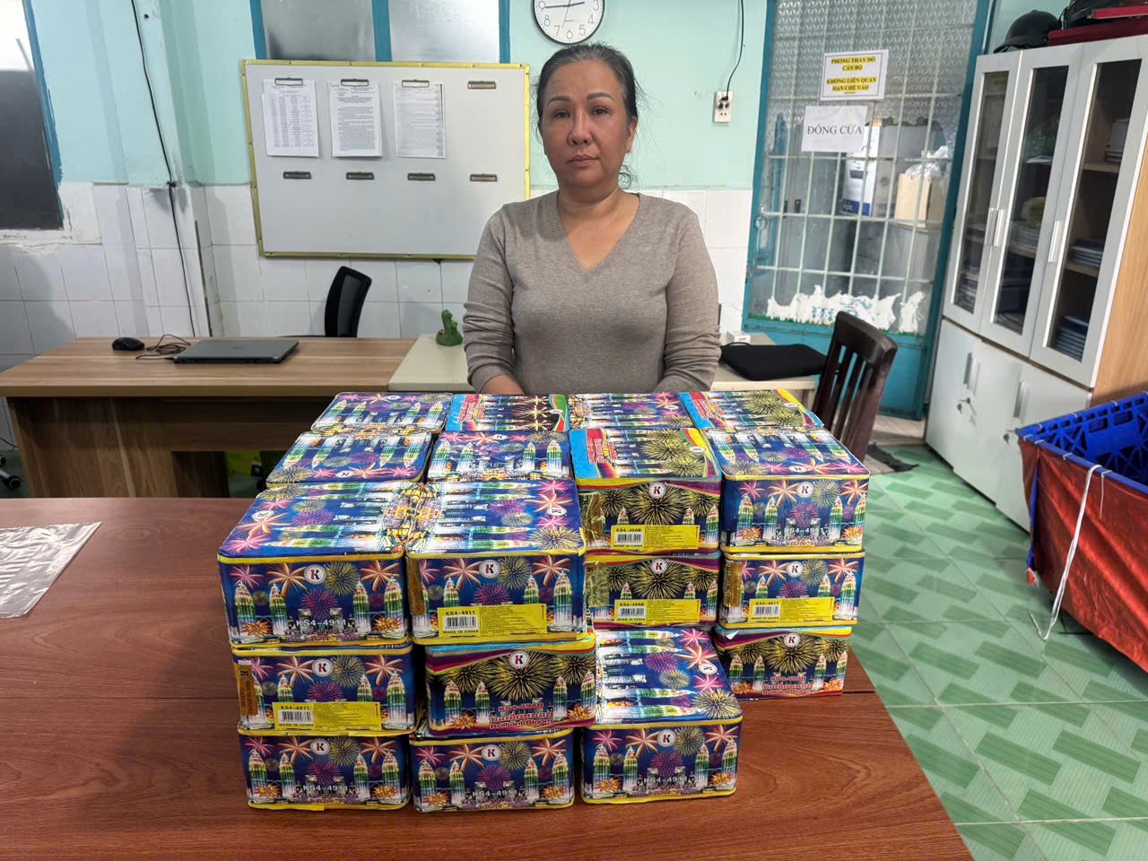 Bắt tạm giam L&ecirc; Thị Mai Tr&acirc;m ở TP.HCM- Ảnh 1.