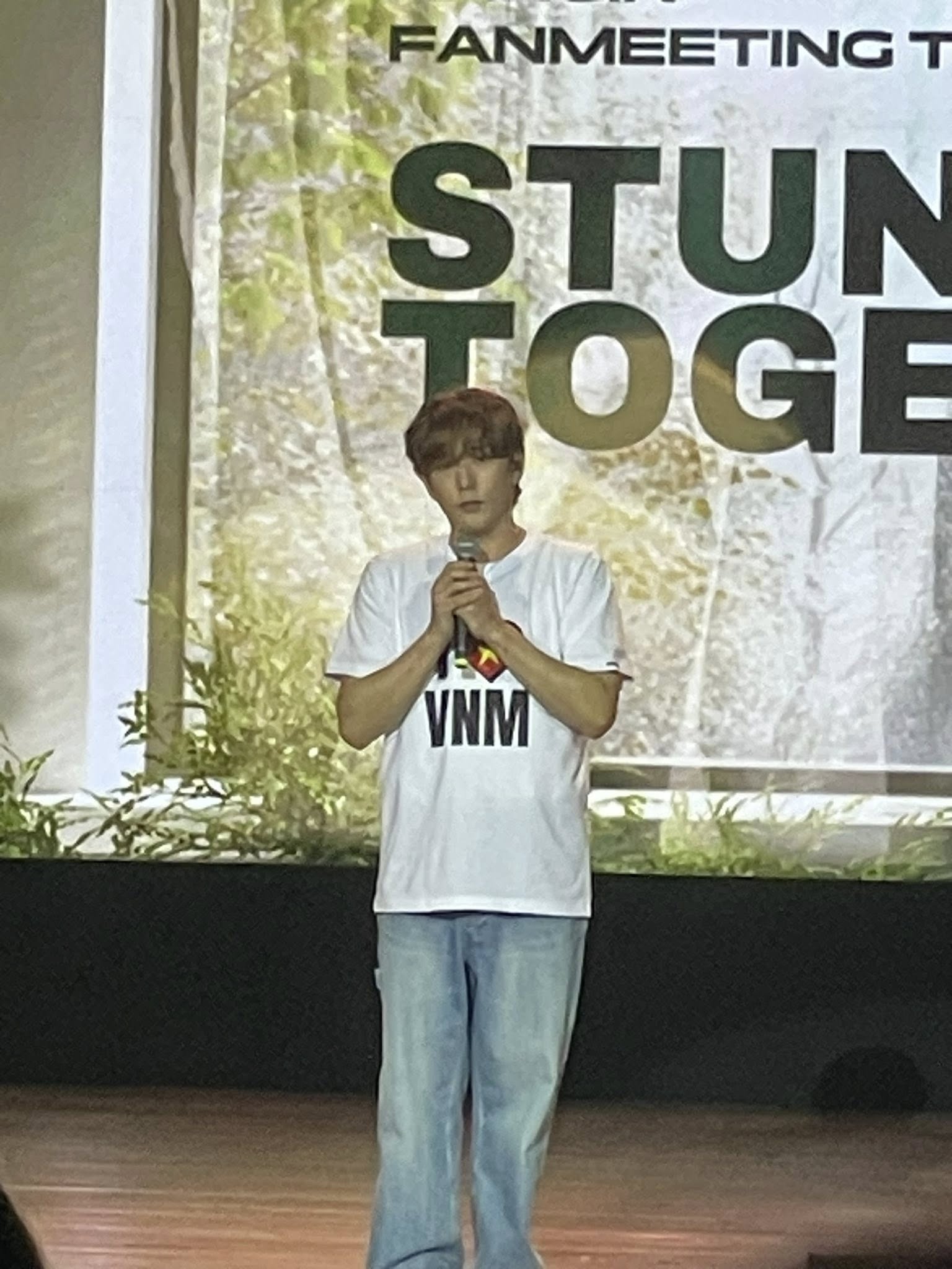 Lời xin lỗi của nam ca sĩ hết thời: Nửa cuộc đời sống trong dằn vặt- Ảnh 1.