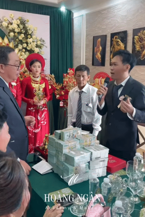 C&ocirc; d&acirc;u T&acirc;y Ninh lấy chồng Campuchia: Cận cảnh dinh thự mang t&ecirc;n c&ocirc; d&acirc;u v&agrave; m&agrave;n "rước đại gia về ở rể" c&oacute; 1-0-2- Ảnh 12.