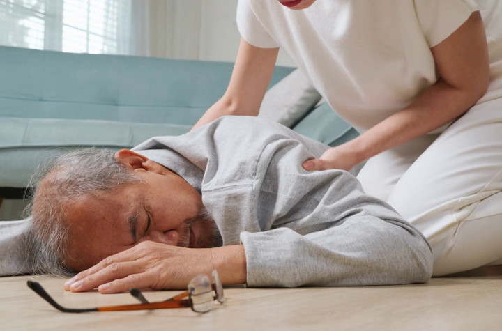 V&igrave; sao buổi s&aacute;ng dễ xảy ra đột quỵ?- Ảnh 1.